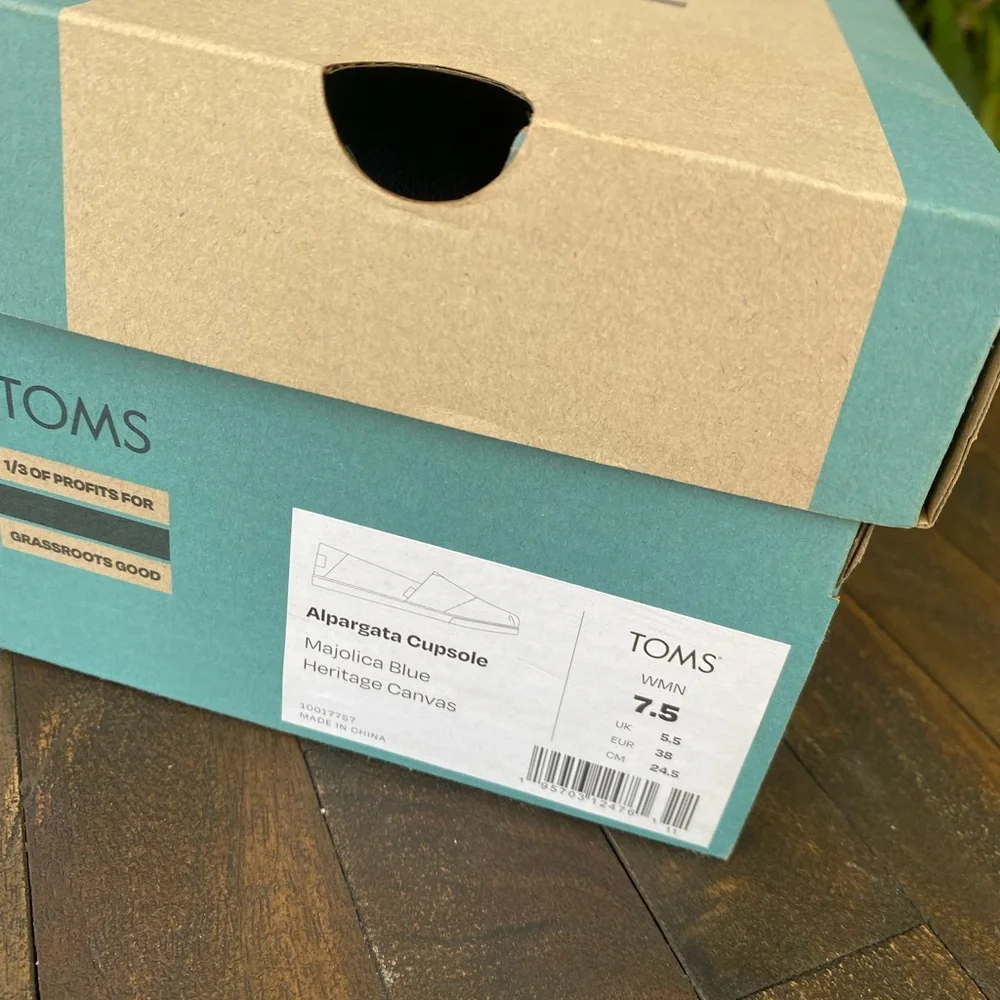 Toms Women's Blue Slip-On Loafers - Picture 4 of 5